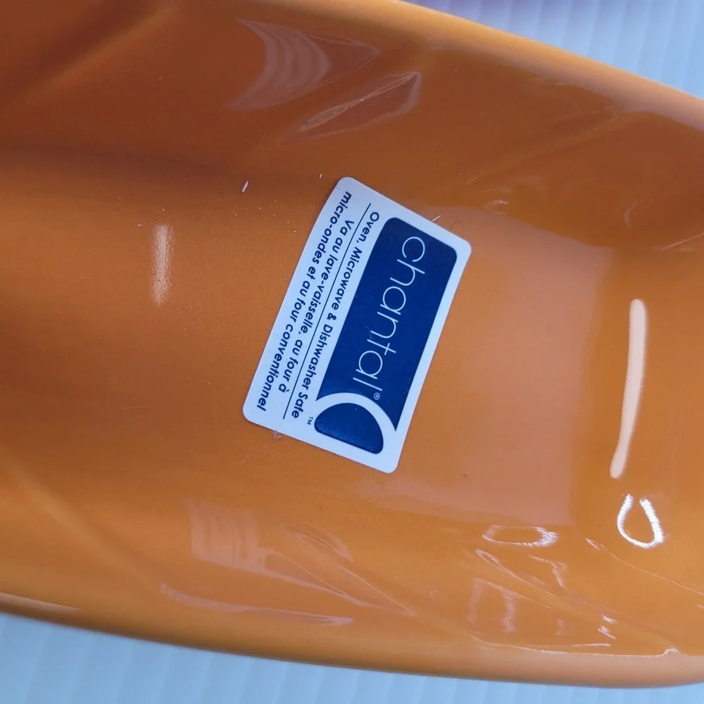 2 Chantal‎ Ceramic Carrot Shaped Serving Dish Bowl Bakeware Orange NEW Spring